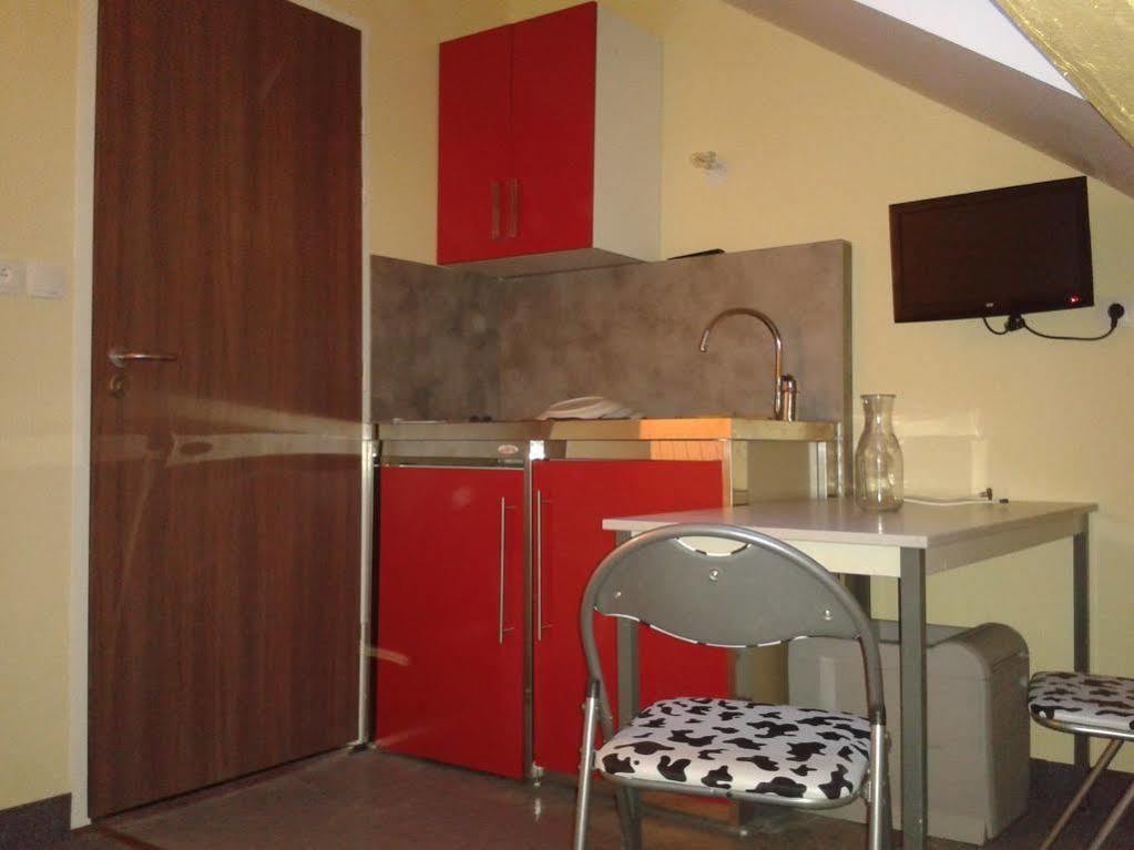 Studio Meuble Dijon Leilighet Eksteriør bilde